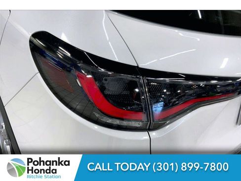 Used 2025 Honda HR-V LX image 30