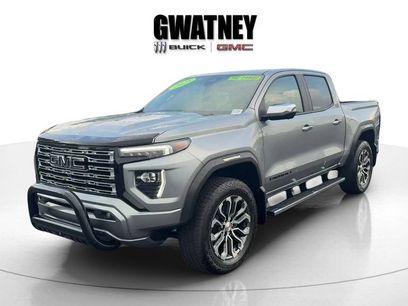 Used 2025 GMC Canyon Denali
