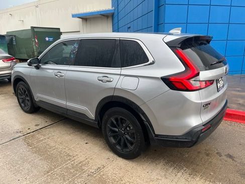 Used 2025 Honda CR-V EX-L image 10