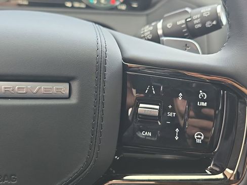 New 2026 Land Rover Range Rover Velar S image 18