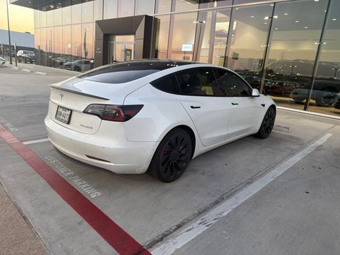 Used 2022 Tesla Model 3 Performance AWD/4WD image 4