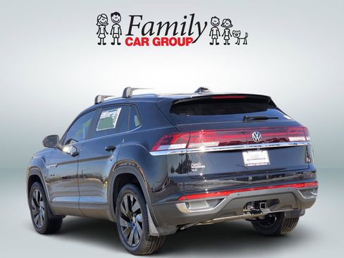 New 2026 Volkswagen Atlas Cross Sport SE image 3