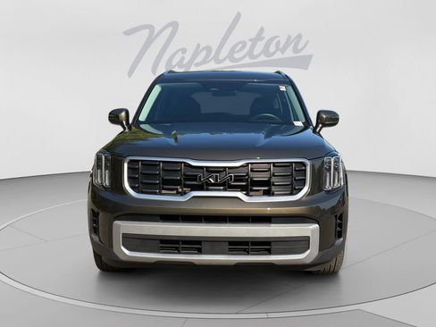 Used 2023 Kia Telluride S AWD/4WD image 9