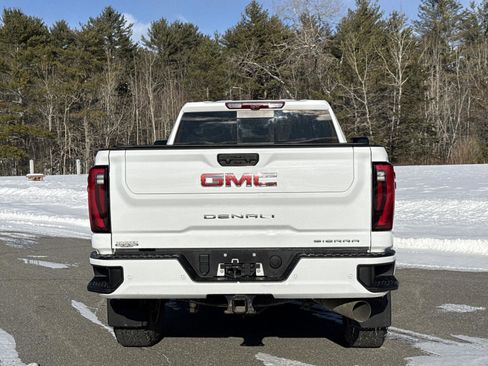 Used 2024 GMC Sierra 3500 Denali w/ Denali Reserve Package image 9