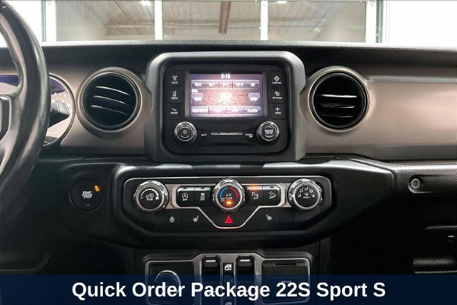 Used 2020 Jeep Wrangler Unlimited Sport w/ Cold Weather Group AWD/4WD image 20