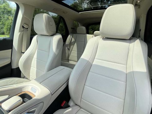 Used 2024 Mercedes-Benz GLE 350 4MATIC image 10