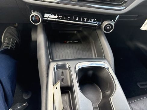 New 2026 Chevrolet Equinox EV RS FWD image 23