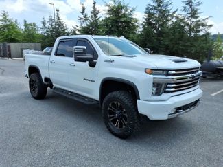 Used 2020 Chevrolet Silverado 2500 High Country w/ Z71 Off-Road Package AWD/4WD video 3