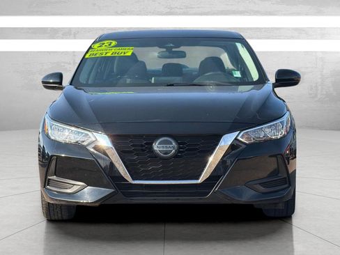 Used 2023 Nissan Sentra SV image 3