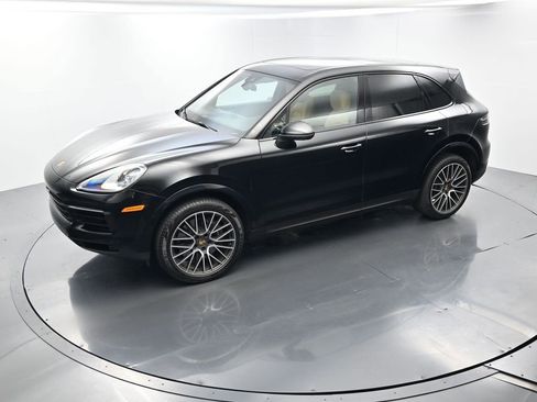 Certified 2023 Porsche Cayenne image 32