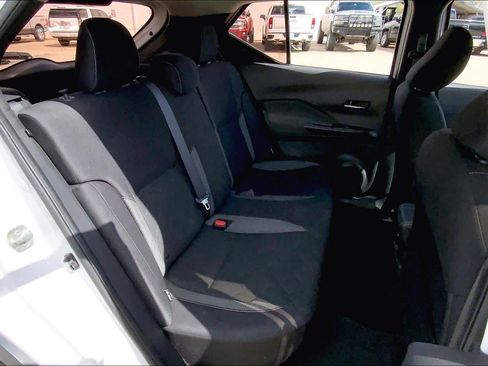 Used 2020 Nissan Kicks SV image 20