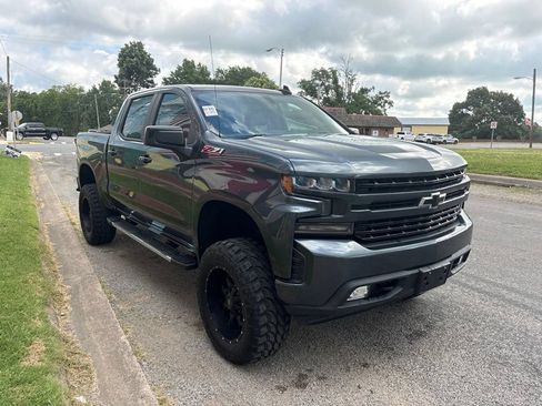 Used 2019 Chevrolet Silverado 1500 RST AWD/4WD image 10