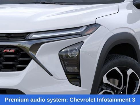New 2026 Chevrolet Trax RS w/ Sunroof Package FWD image 11