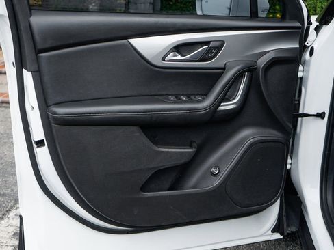 Used 2019 Chevrolet Blazer LT image 15