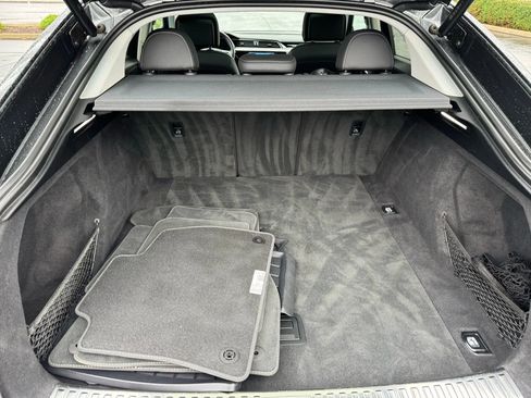 Used 2021 Audi e-tron Premium w/ Towing Package image 26