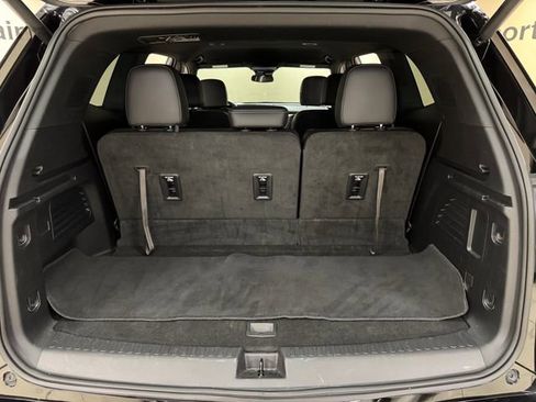 Used 2025 Buick Enclave Sport Touring image 24