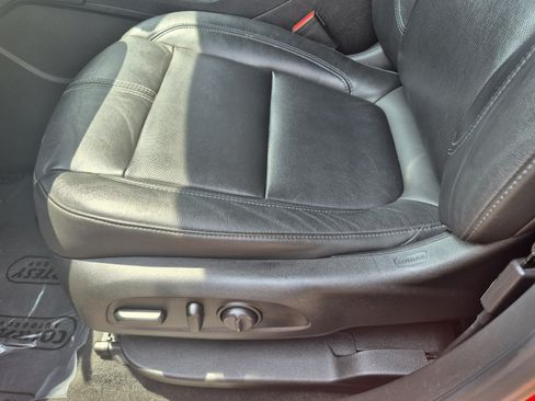 Used 2020 Chevrolet Blazer LT FWD image 21