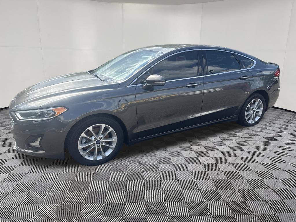 Used 2019 Ford Fusion Energi Titanium FWD image 21