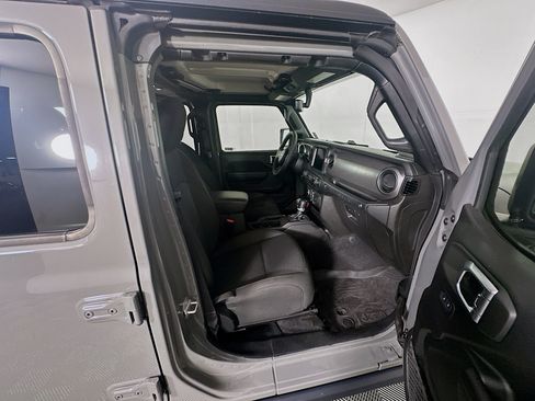 Used 2023 Jeep Wrangler Unlimited w/ 8.4" Radio Group AWD/4WD image 29