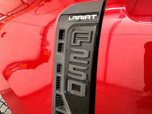 Used 2024 Ford F250 Lariat w/ Sport Appearance Package image 13