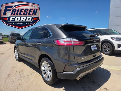Used 2020 Ford Edge Titanium AWD/4WD image 5