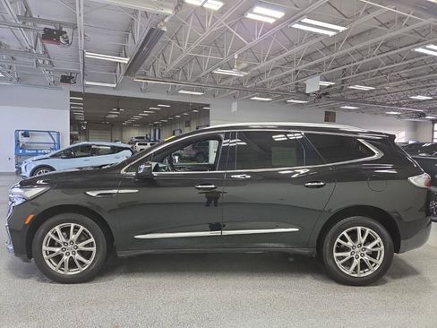 Used 2023 Buick Enclave Essence w/ Experience Buick Package image 4
