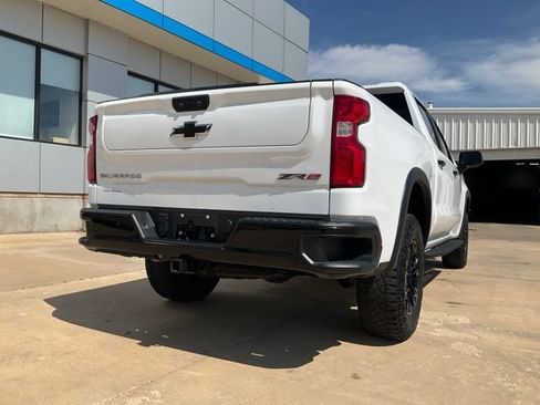 Used 2023 Chevrolet Silverado 1500 ZR2 w/ Technology Package AWD/4WD image 34