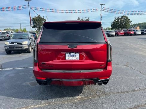Used 2023 Cadillac Escalade V AWD/4WD image 38