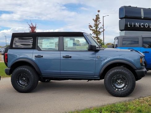 New 2025 Ford Bronco 4-Door w/ Sasquatch Package image 2