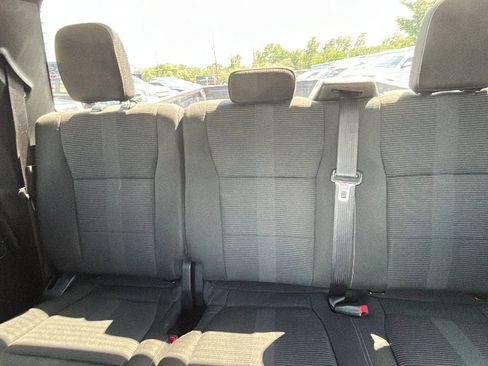 Used 2015 Ford F150 XLT w/ Equipment Group 301A Mid AWD/4WD image 18