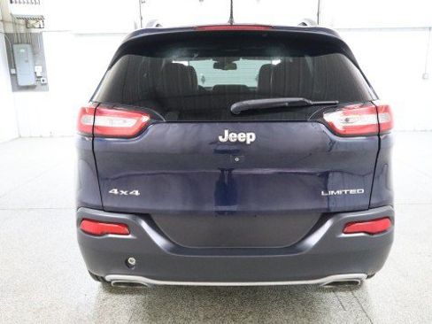 Used 2015 Jeep Cherokee Limited AWD/4WD image 8