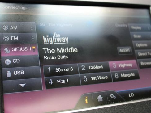 Used 2014 Lincoln MKZ AWD image 30