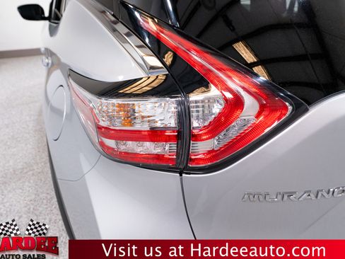 Used 2016 Nissan Murano SV FWD image 8