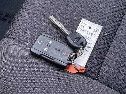 Used 2019 Chevrolet Silverado 1500 LT w/ All Star Edition image 22