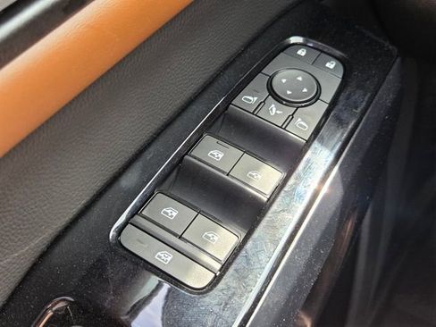 New 2026 Nissan Pathfinder Platinum FWD image 26
