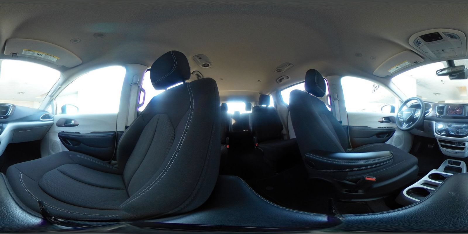 Used 2024 Chrysler Voyager LX FWD image 44