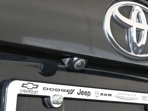 Used 2024 Toyota RAV4 XLE image 38