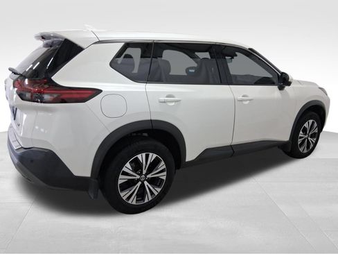 Used 2021 Nissan Rogue SV FWD image 4