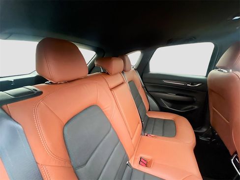 Used 2025 MAZDA CX-5 Carbon Edition image 30