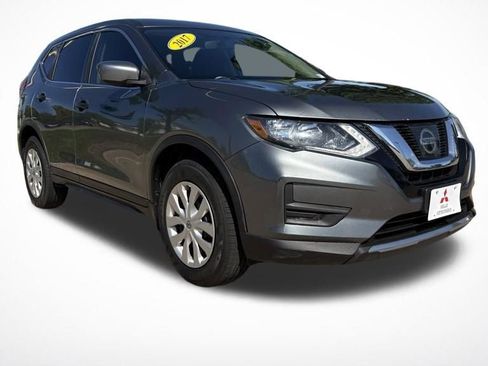 Used 2017 Nissan Rogue S AWD/4WD image 7