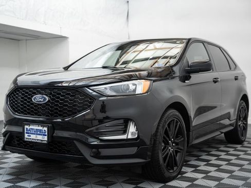 Certified 2024 Ford Edge ST-Line w/ Class II Trailer Tow Package AWD/4WD image 3