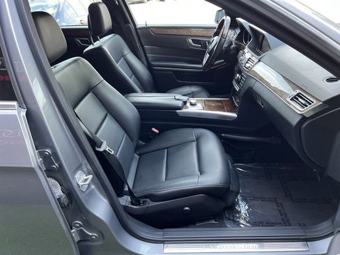 Used 2014 Mercedes-Benz E 350 4MATIC Sedan w/ Premium 1 Package image 18