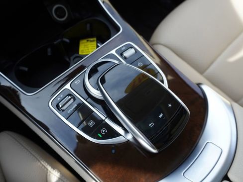 Used 2017 Mercedes-Benz GLC 300 image 20