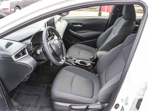Used 2021 Toyota Corolla LE w/ Carpet Mat Package (TMS) image 16