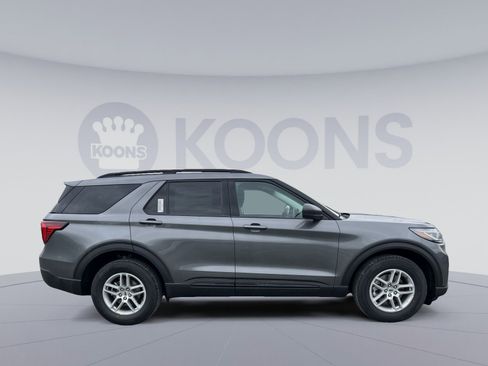 New 2026 Ford Explorer Active AWD/4WD image 8