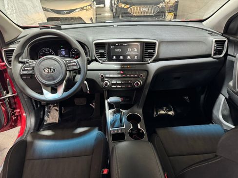 Used 2021 Kia Sportage LX AWD/4WD image 13