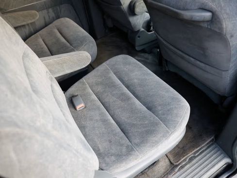 Used 2000 Honda Odyssey EX image 12