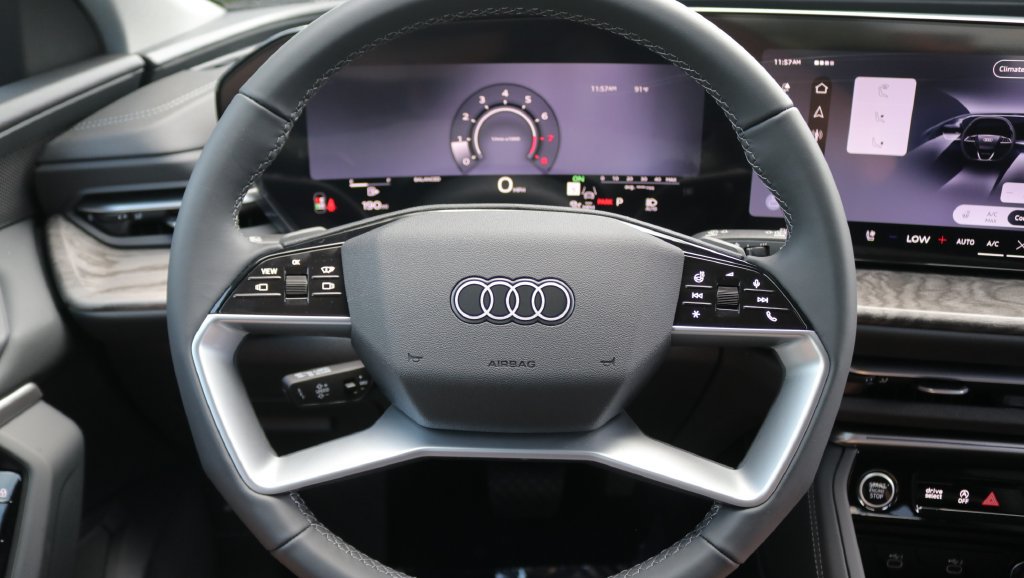 Used 2026 Audi Q5 Premium Plus AWD/4WD image 26