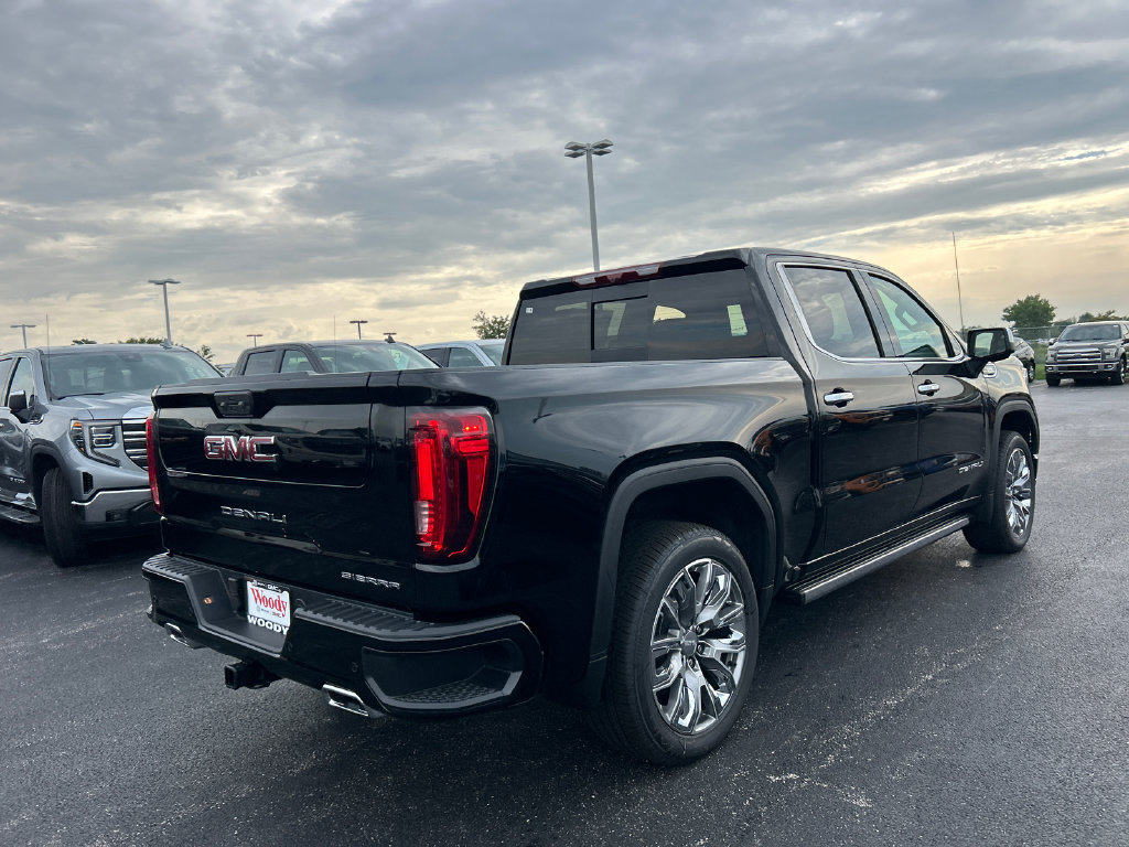 New 2026 GMC Sierra 1500 Denali w/ Denali Reserve Package AWD/4WD image 8