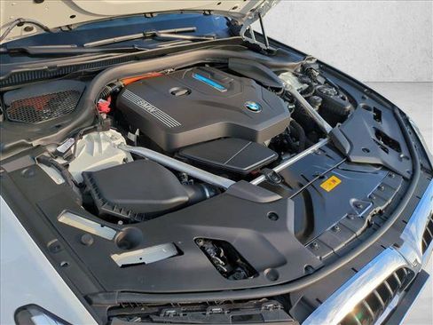 Used 2023 BMW 530e w/ Premium Package RWD image 24